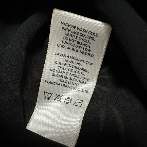 NWT Vince Camuto Women’s Midi Flowy Skirt in color Sweet Gardens in Size XL - Picture 5 of 5